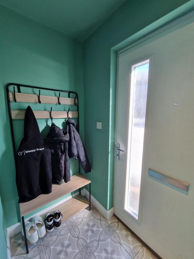 3 Bedroom Stylish Home Merthyr Merthyr Tydfil Exterior photo